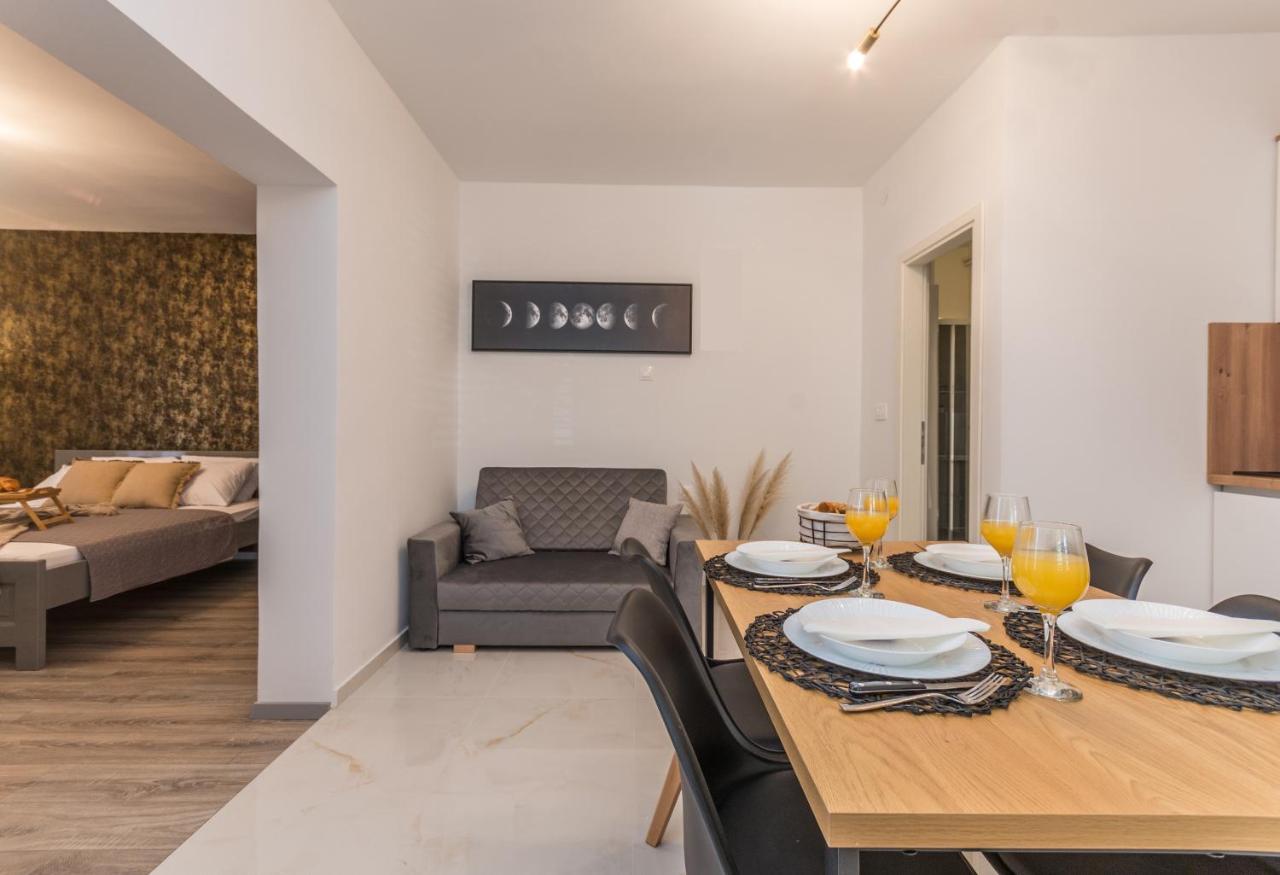 Apartmani A&M Biograd Na Moru Extérieur photo