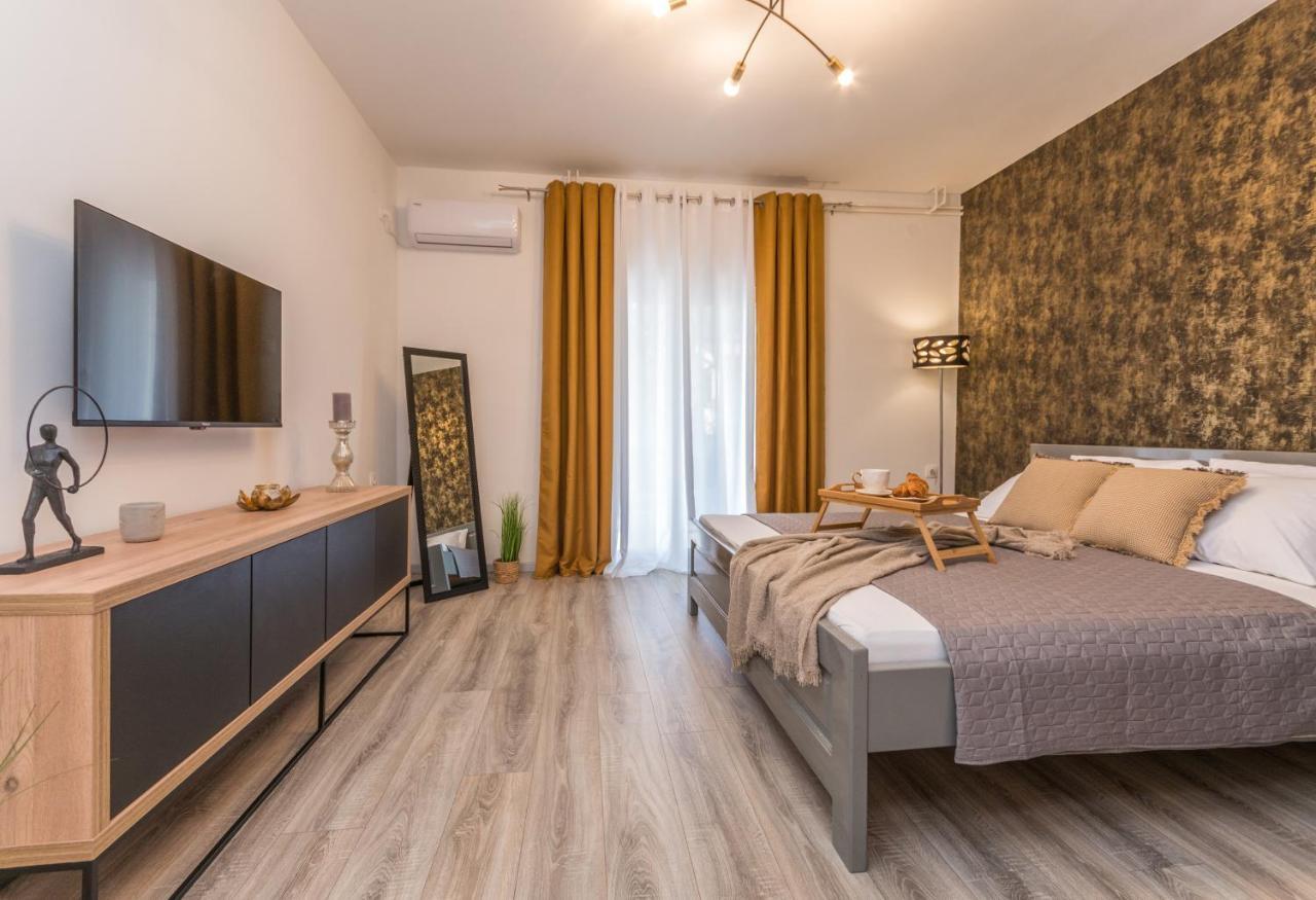 Apartmani A&M Biograd Na Moru Extérieur photo