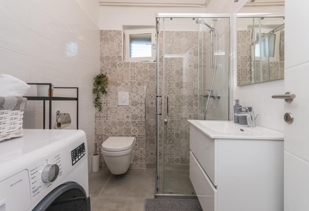 Apartmani A&M Biograd Na Moru Extérieur photo