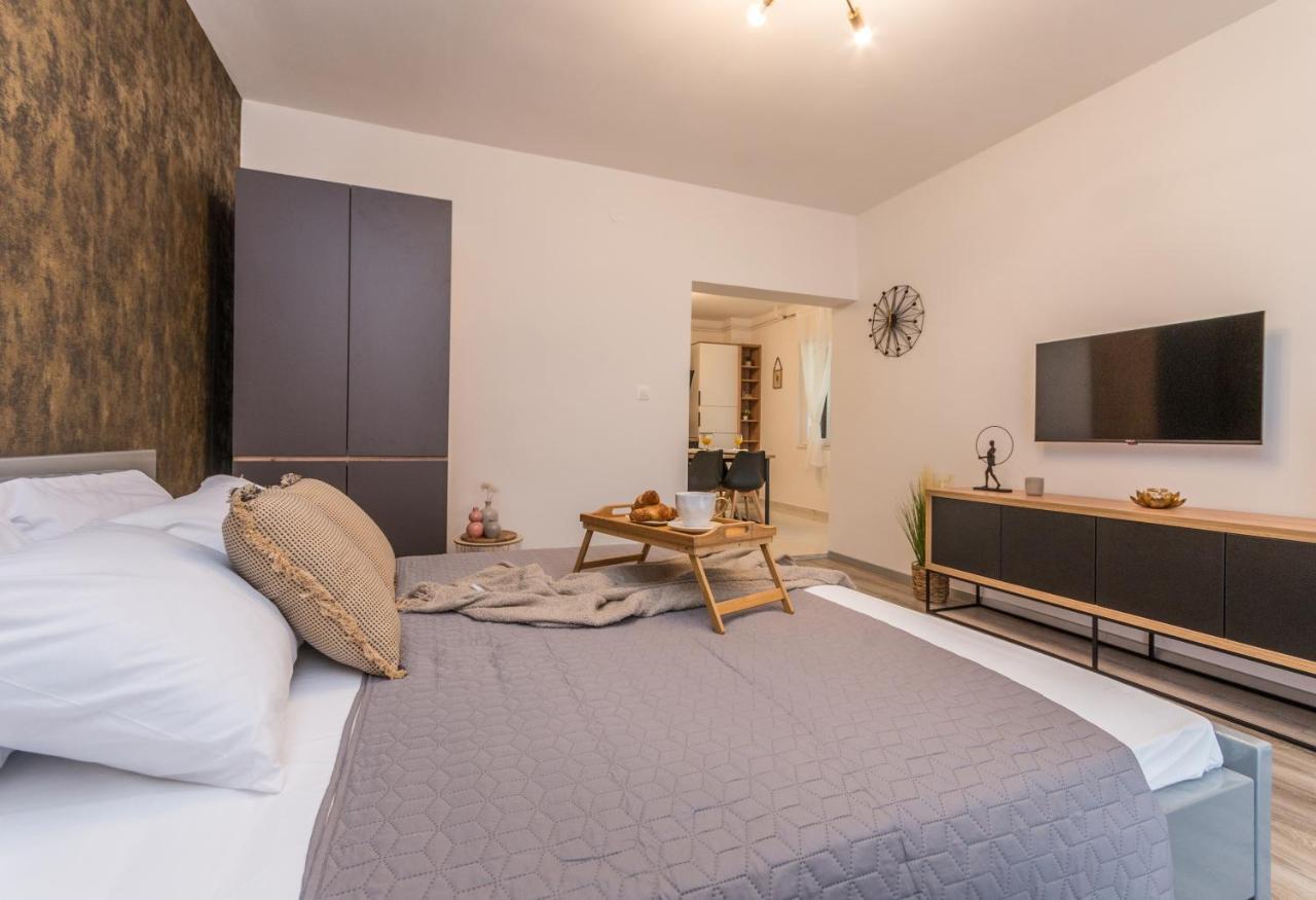 Apartmani A&M Biograd Na Moru Extérieur photo